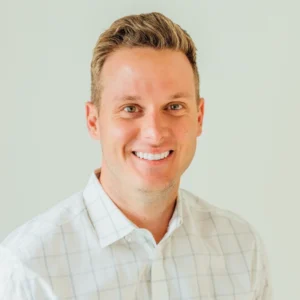 Travis Pickett Headshot
